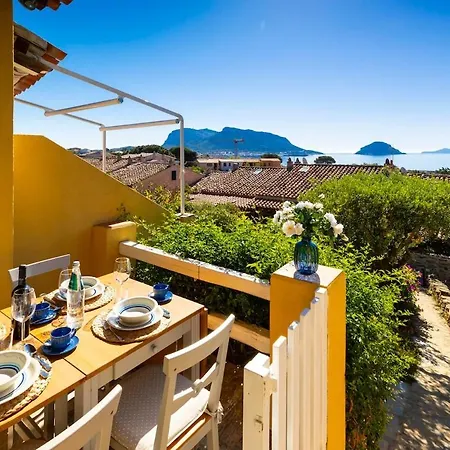 Sea View Loft In - 200m From The Golfo Aranci