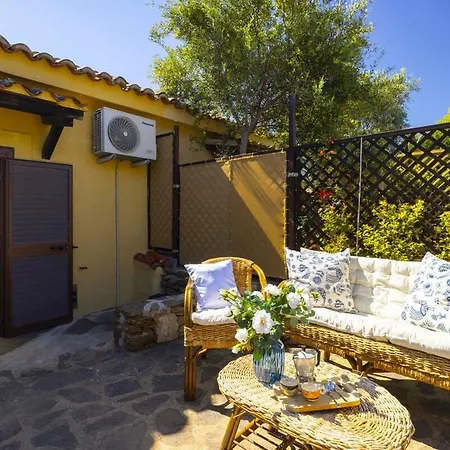 Sea View Loft In - 200m From The Golfo Aranci