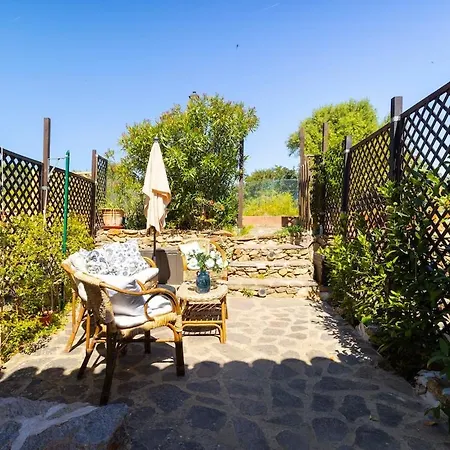 Sea View Loft In - 200m From The * Golfo Aranci